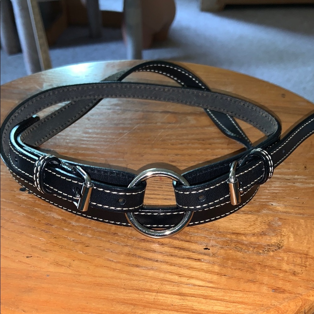 Talbots 6750 sz 1X Soft black leather white stitching center ring double buckle